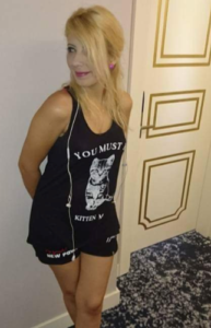 Milf Sarışın Leyla