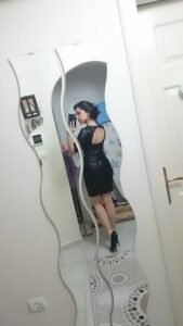 Üniversiteli Güzel Sevim