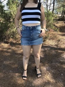 Adanada yaşıyor uzun zamandır arşivimde saklıyordum para avcısı bir hatundur.